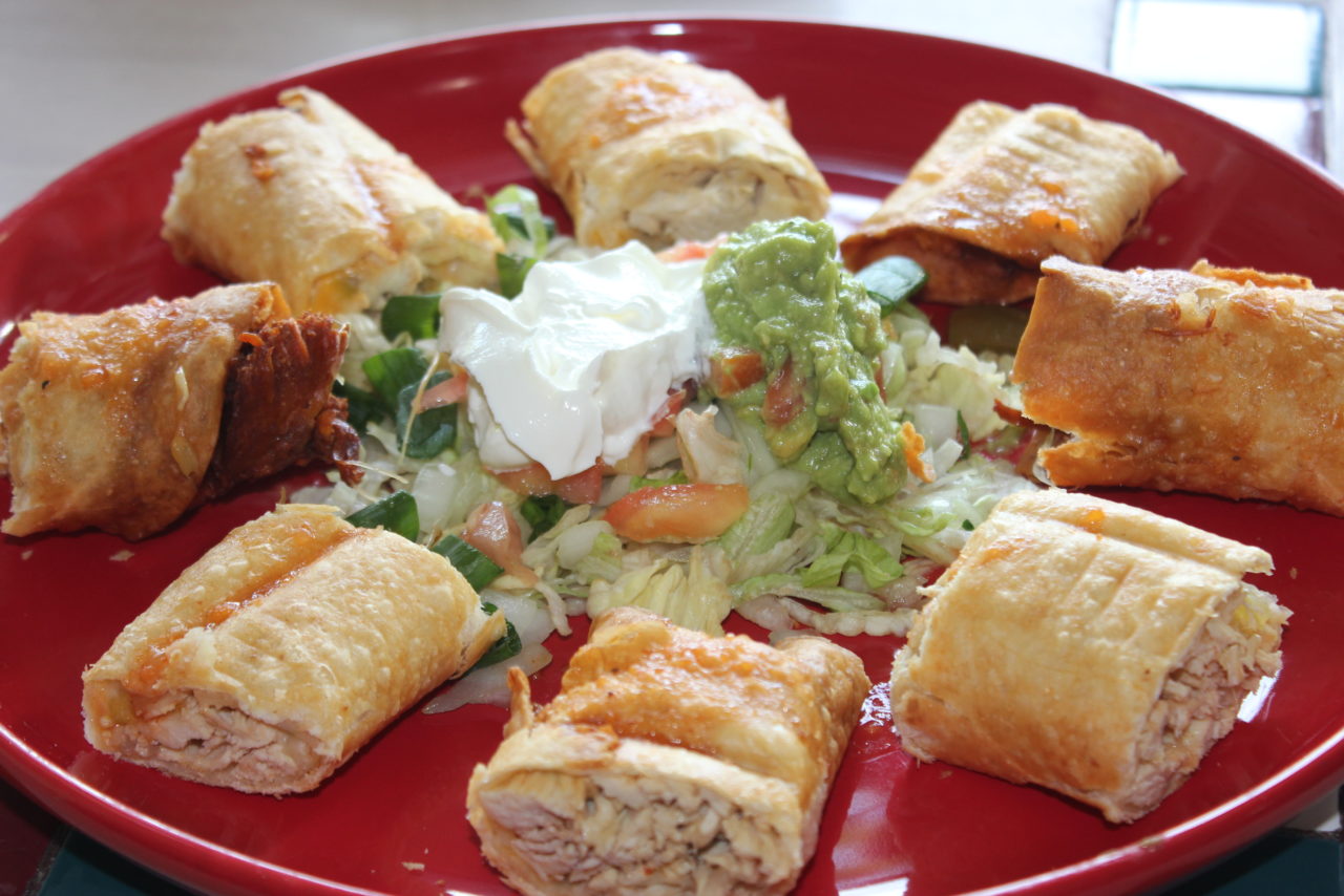 Memo's Mexican Restaurant in Springfield, Oregon Famous Margaritas, Nachos, Burritos